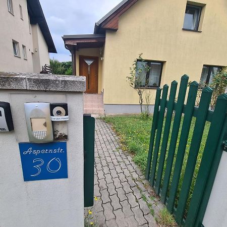 Small-Comfy Guest House In Donaustadt Garden - Not Shared! Wina Bagian luar foto