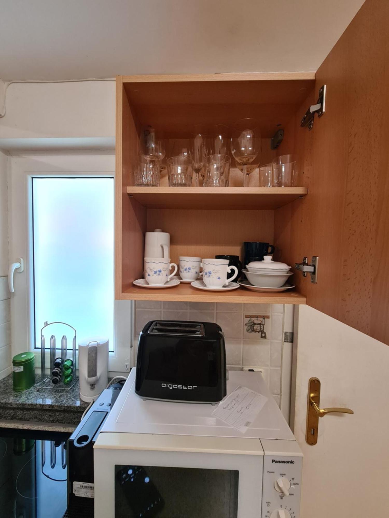 Small-Comfy Guest House In Donaustadt Garden - Not Shared! Wina Bagian luar foto